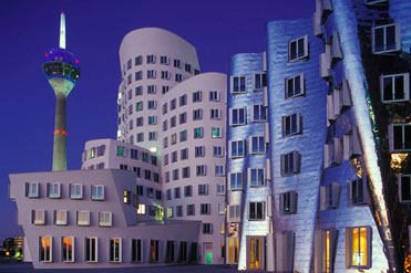 DER NEUE ZOLLHOF<br>辦公樓綜合大廈